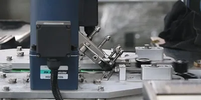 Cap Pressing Mechanism